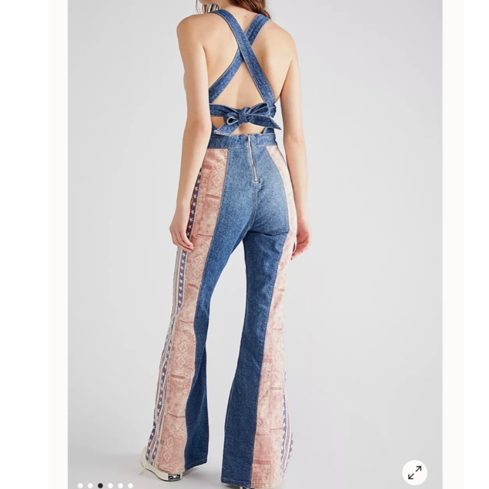 🌿|NWT| Free People Dallas Denim Flare Jumpsuit - Picture 4 of 15